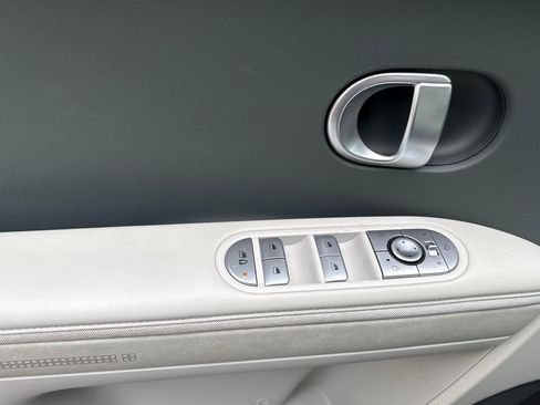 Used 2023 Hyundai Ioniq 5 SEL image 11