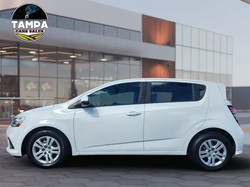 Used 2020 Chevrolet Sonic LT image 4