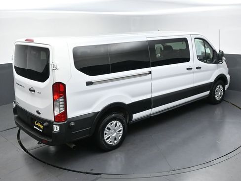 Used 2024 Ford Transit 350 XLT RWD image 38