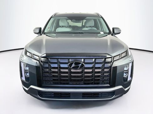 Used 2025 Hyundai Palisade SEL FWD image 2