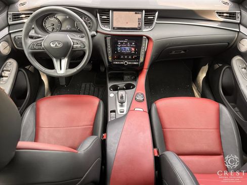 Used 2023 INFINITI QX50 Sport FWD image 9