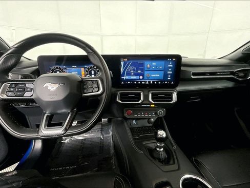 Used 2024 Ford Mustang GT Premium image 15