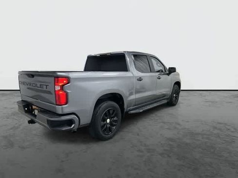 Used 2020 Chevrolet Silverado 1500 Custom w/ Custom Value Package RWD image 4