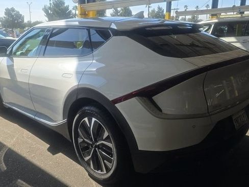 Used 2024 Kia EV6 Light RWD image 2