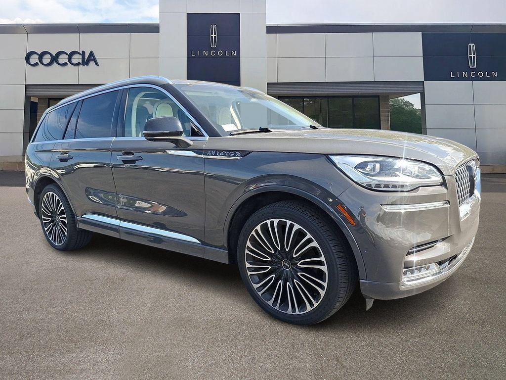 Certified 2023 Lincoln Aviator Black Label w/ Dynamic Handling Package AWD/4WD image 3