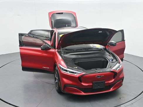 Used 2022 Ford Mustang Mach-E Premium AWD/4WD image 35
