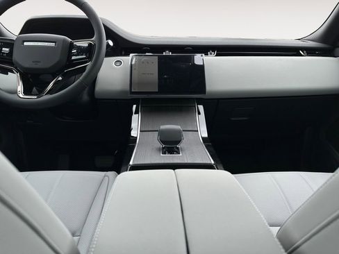 New 2026 Land Rover Range Rover Evoque S AWD/4WD image 11