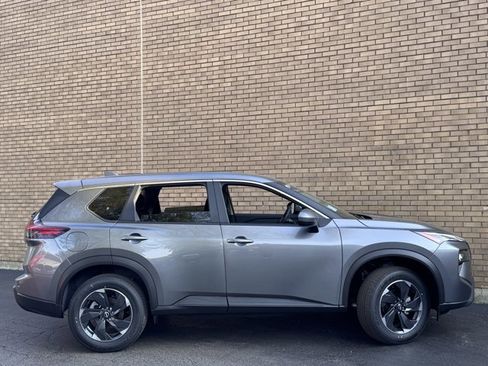 New 2025 Nissan Rogue SV image 6