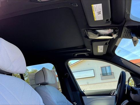 New 2026 BMW X5 xDrive40i w/ M Sport Package image 22