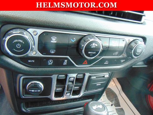 Certified 2024 Jeep Wrangler Sport S image 25