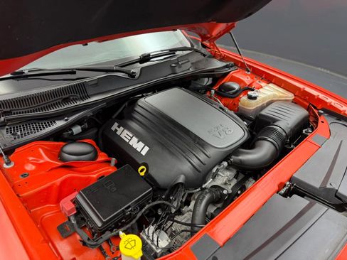 Used 2018 Dodge Challenger R/T w/ Sound Group RWD image 18