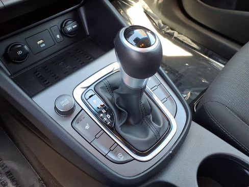 Used 2022 Hyundai Kona SEL w/ Convenience Package image 36