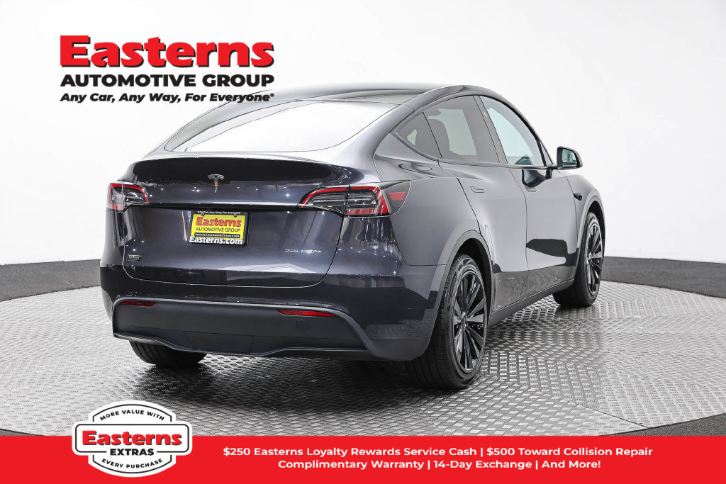 Used 2024 Tesla Model Y Long Range AWD/4WD image 6