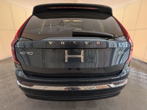 New 2026 Volvo XC90 B6 Ultra w/ Protection Package AWD/4WD image 9