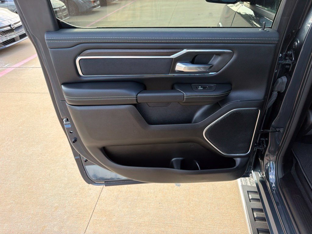 Used 2026 RAM 1500 Laramie AWD/4WD image 15