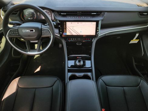 New 2026 Jeep Grand Cherokee L Limited image 25