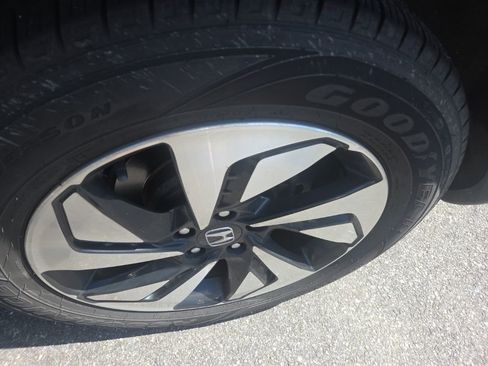 Used 2016 Honda CR-V Touring image 18