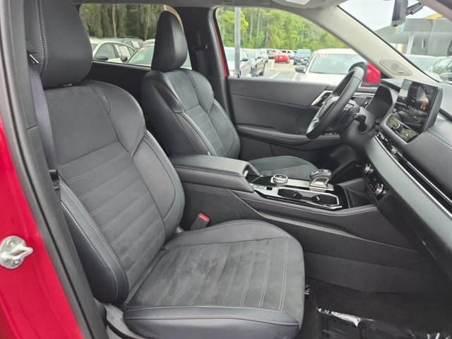 Used 2025 Mitsubishi Outlander SE AWD/4WD image 29