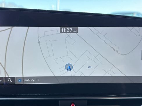 Used 2023 Hyundai Elantra Limited image 18