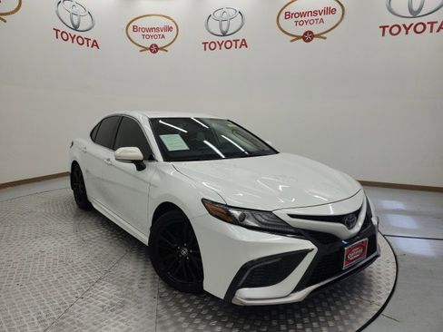 Used 2022 Toyota Camry XSE image 1