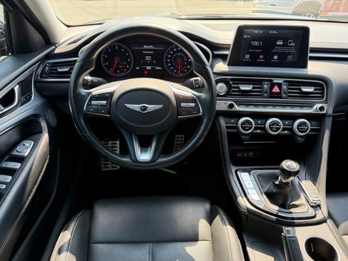 Used 2019 Genesis G70 2.0T Sport RWD image 16