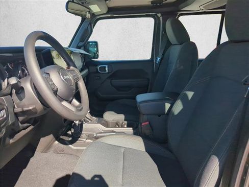 New 2026 Jeep Gladiator Sport AWD/4WD image 3