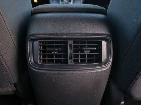 Used 2018 Honda CR-V LX image 31