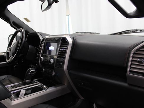 Used 2019 Ford F150 Platinum w/ Equipment Group 701A Luxury AWD/4WD image 25