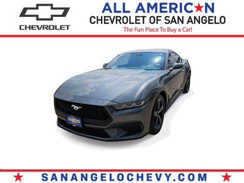 Used 2025 Ford Mustang Coupe image 1