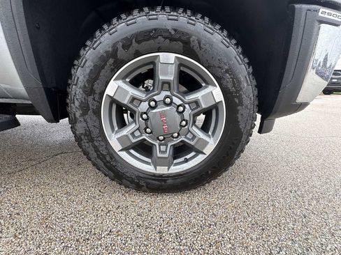New 2026 GMC Sierra 2500 SLT w/ SLT Premium Package AWD/4WD image 34