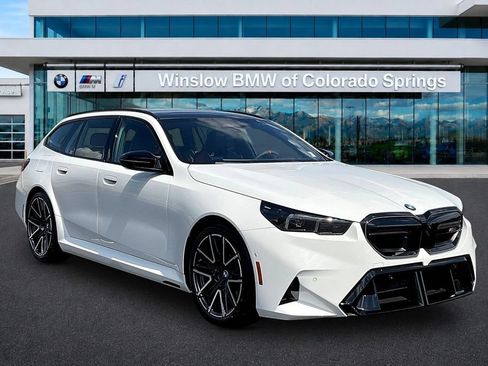 New 2027 BMW M5 Touring AWD/4WD image 1