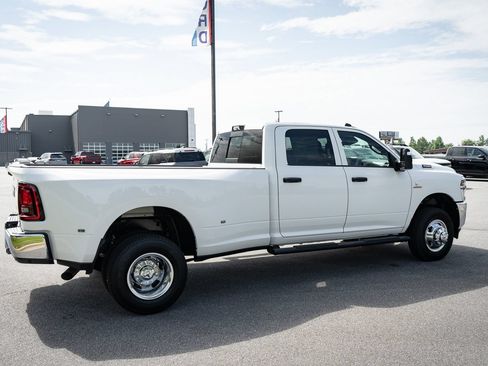 New 2026 RAM 3500 Tradesman AWD/4WD image 10