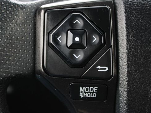 Used 2019 Toyota 4Runner TRD Off-Road image 28