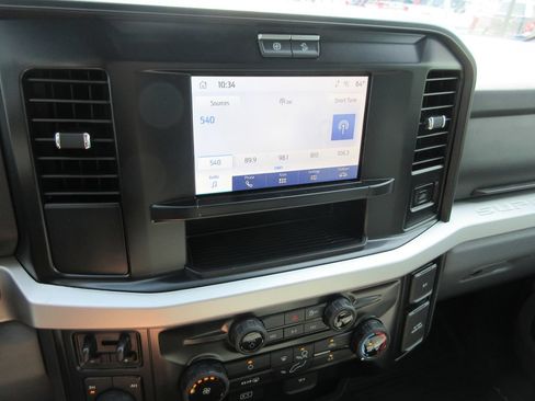 Used 2026 Ford F450 XLT w/ FX4 Off-Road Package AWD/4WD image 28