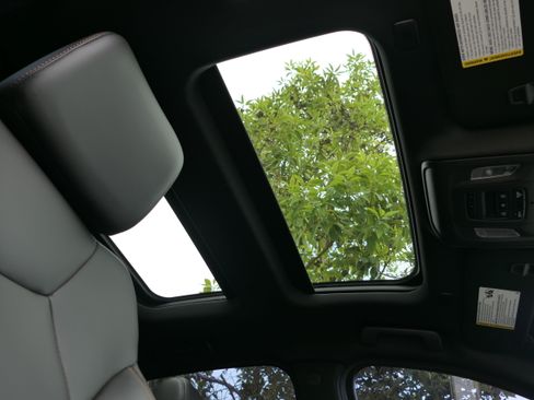 Certified 2023 Cadillac CT5 Sport RWD image 29