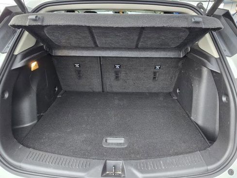 Used 2022 Buick Encore GX Select w/ Sport Touring Package image 8