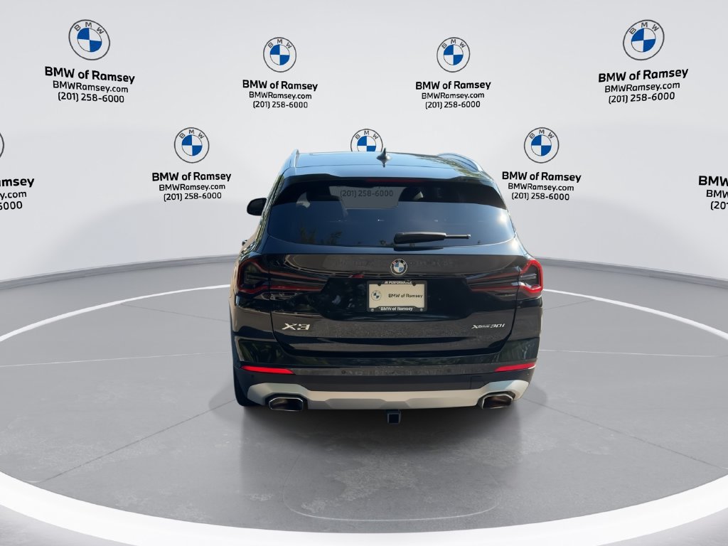 Used 2024 BMW X3 xDrive30i w/ Convenience Package w/ZPA AWD/4WD image 7