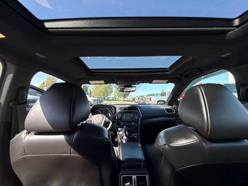 Used 2023 Nissan Maxima SR w/ Sport Mat Group FWD image 28