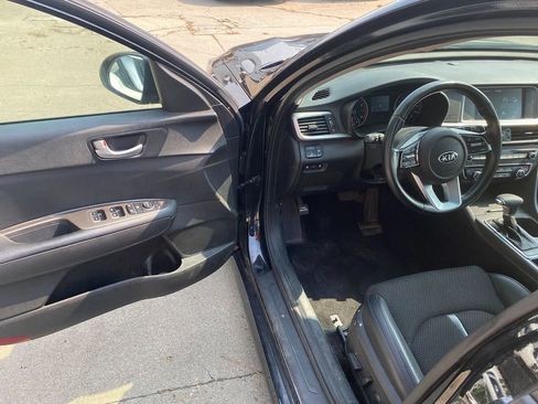 Used 2019 Kia Optima S image 10