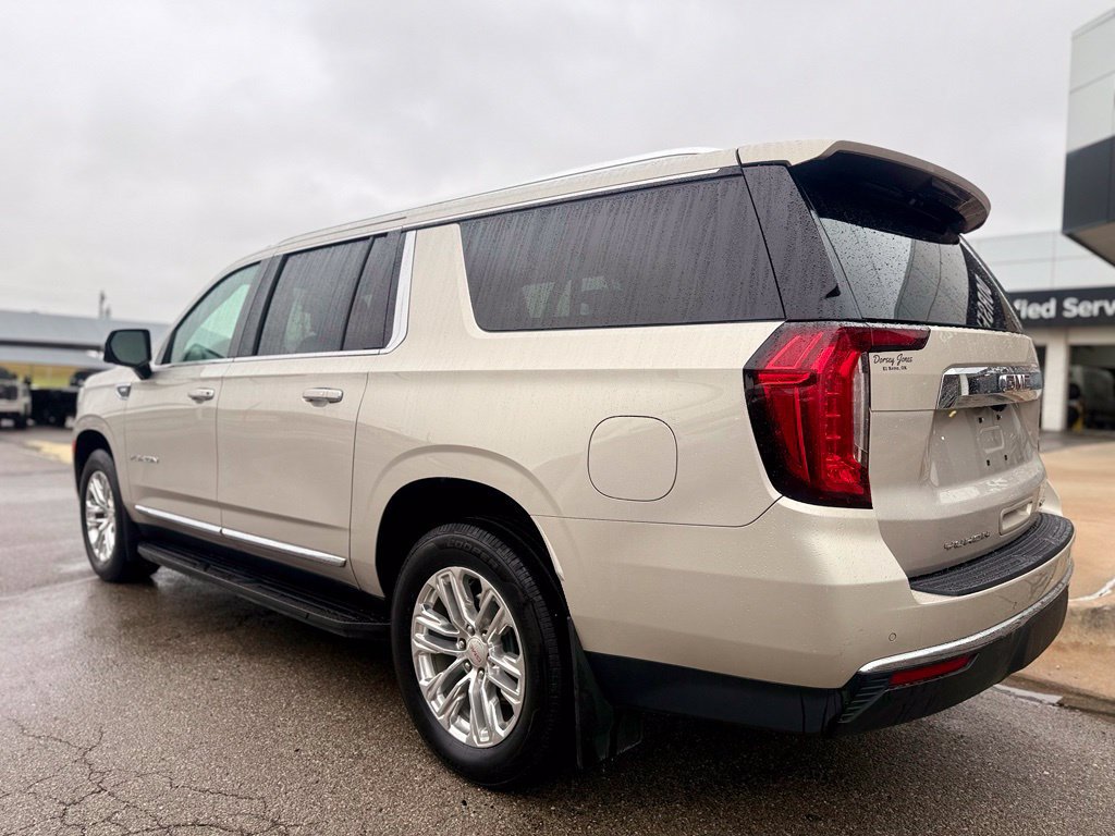 Used 2023 GMC Yukon XL SLT w/ SLT Luxury Package RWD image 6