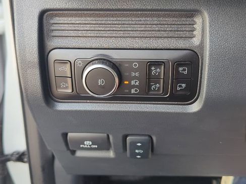 Used 2025 Ford F350 Lariat w/ Lariat Ultimate Package AWD/4WD image 24