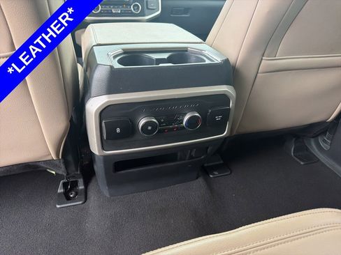 Used 2024 Ford Expedition Max Limited RWD image 8