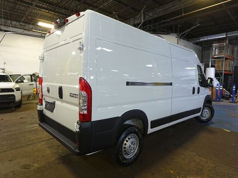 New 2026 RAM ProMaster 2500 w/ Convenience Group FWD image 6