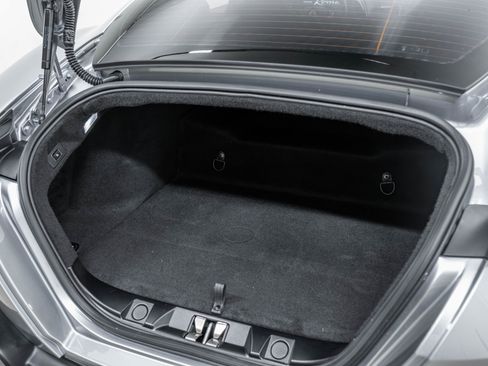 Certified 2024 Ferrari Roma image 25