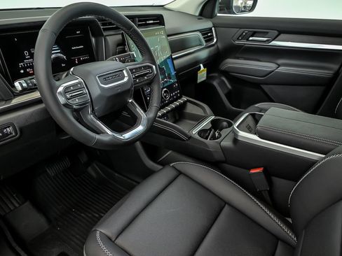 New 2026 GMC Terrain Denali w/ LPO, Floor Liner Package AWD/4WD image 7