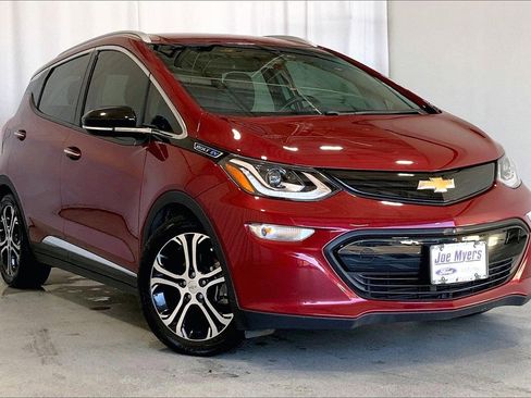 Used 2019 Chevrolet Bolt Premier w/ Infotainment Package image 1