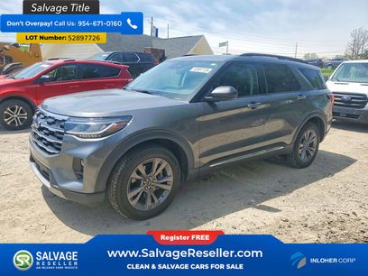 Used 2025 Ford Explorer Active w/ Active Comfort Package