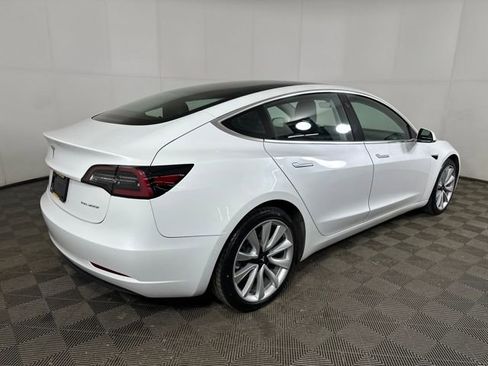 Used 2018 Tesla Model 3 Long Range image 3