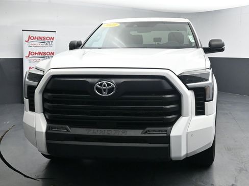 Used 2023 Toyota Tundra SR5 w/ SR5 Convenience Package AWD/4WD image 3