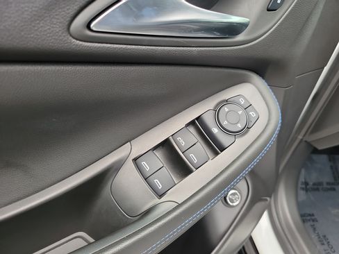 Used 2025 Buick Encore GX Sport Touring w/ Comfort Package FWD image 25